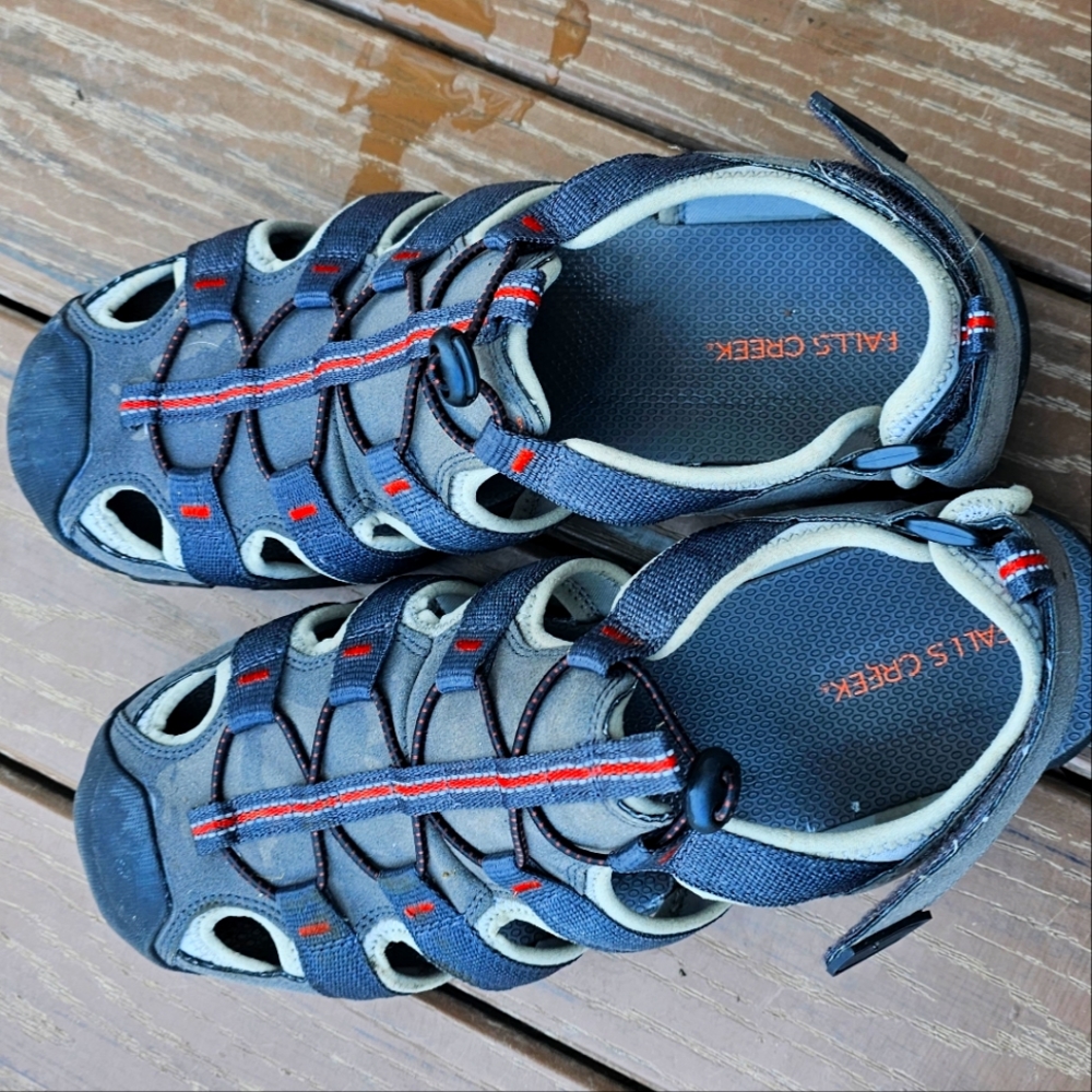 Falls Creek river shoes 11 sport sandal Keens doop outdoor grip